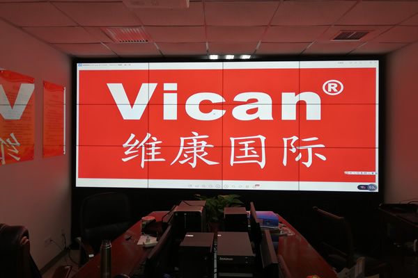 在拼接屏上同時(shí)顯示多臺(tái)電腦信號(hào)該如何實(shí)現(xiàn)？