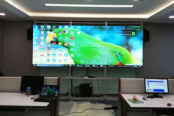 無縫拼接屏壞了，是維護(hù)好還是直接更換新的？