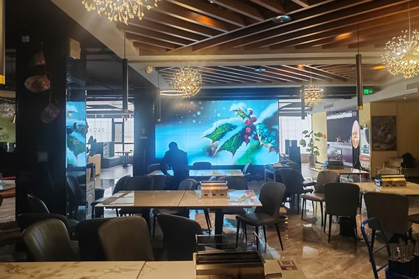 商場商店大屏幕用液晶拼接屏好，還是LED顯示屏？