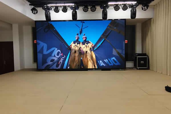 LED顯示屏可以當(dāng)電視看嗎，多少錢一平方？