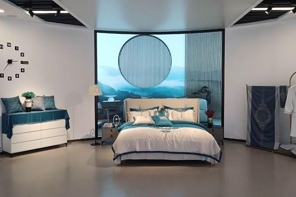 商場(chǎng)服裝店顯示大屏用哪種好？